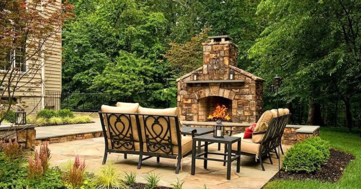 Outdoor stones Fireplace
