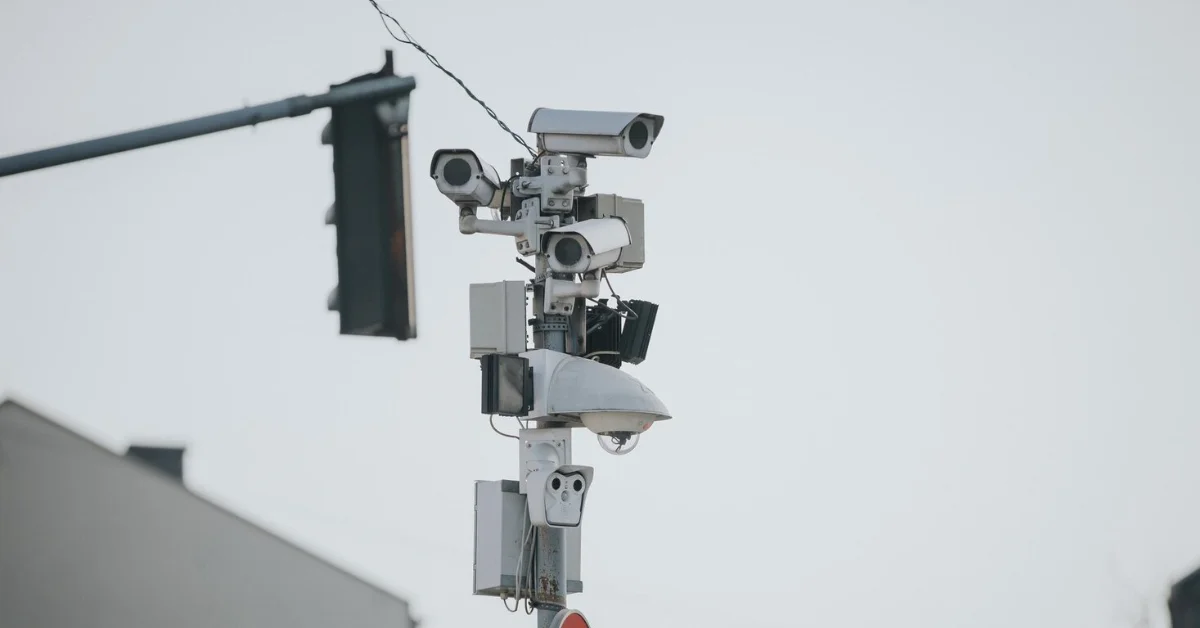 bunch of security cameras